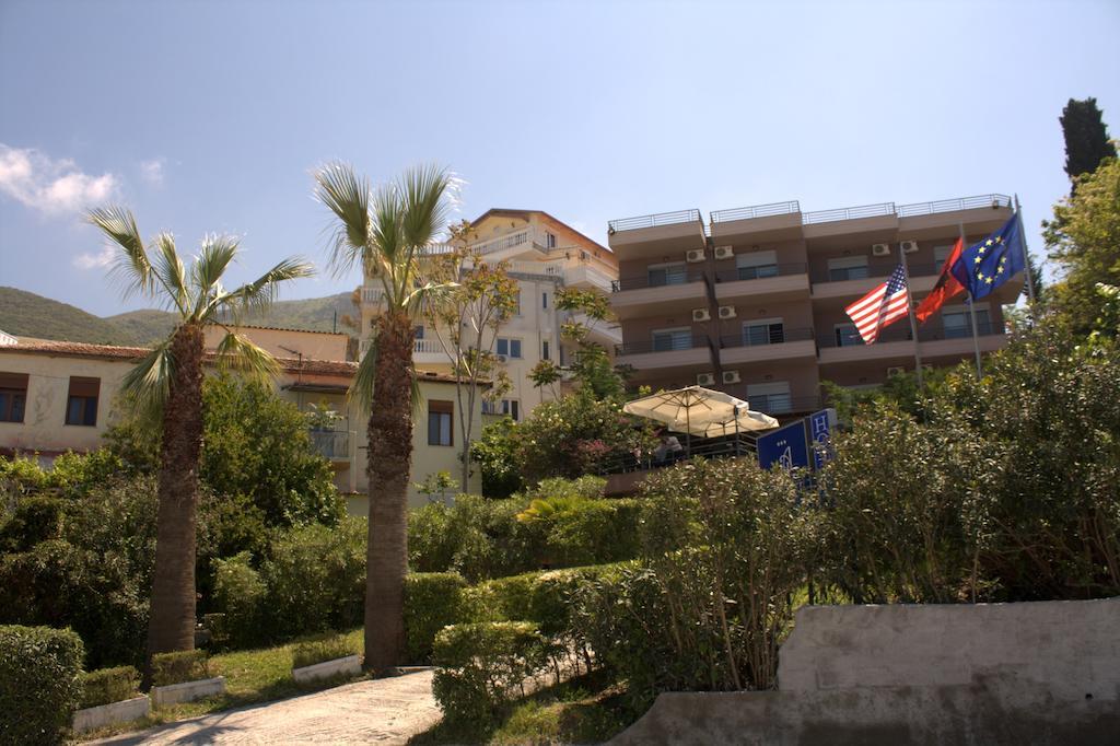 Hotel Ambasador Vlorë Exteriér fotografie
